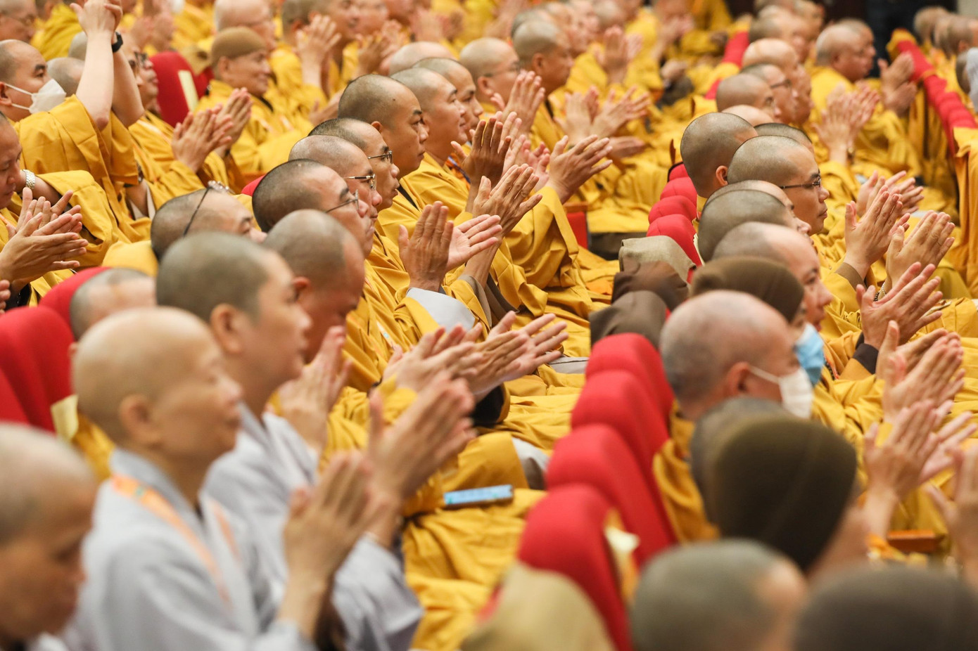 Đại biểu dự Đại hội đại biểu Phật giáo toàn quốc. Ảnh: NHƯ Ý. Đại biểu dự Đại hội đại biểu Phật giáo toàn quốc. Ảnh: NHƯ Ý.