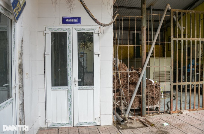 Khu nhà đại thể Bệnh viện 09 cách đây hơn 10 năm có ngày từng tiếp nhận 3 - 4 thi thể tử vong vì HIV/AIDS.