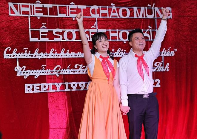 Cô dâu, chú rể trong tiệc cưới độc đáo của mình.