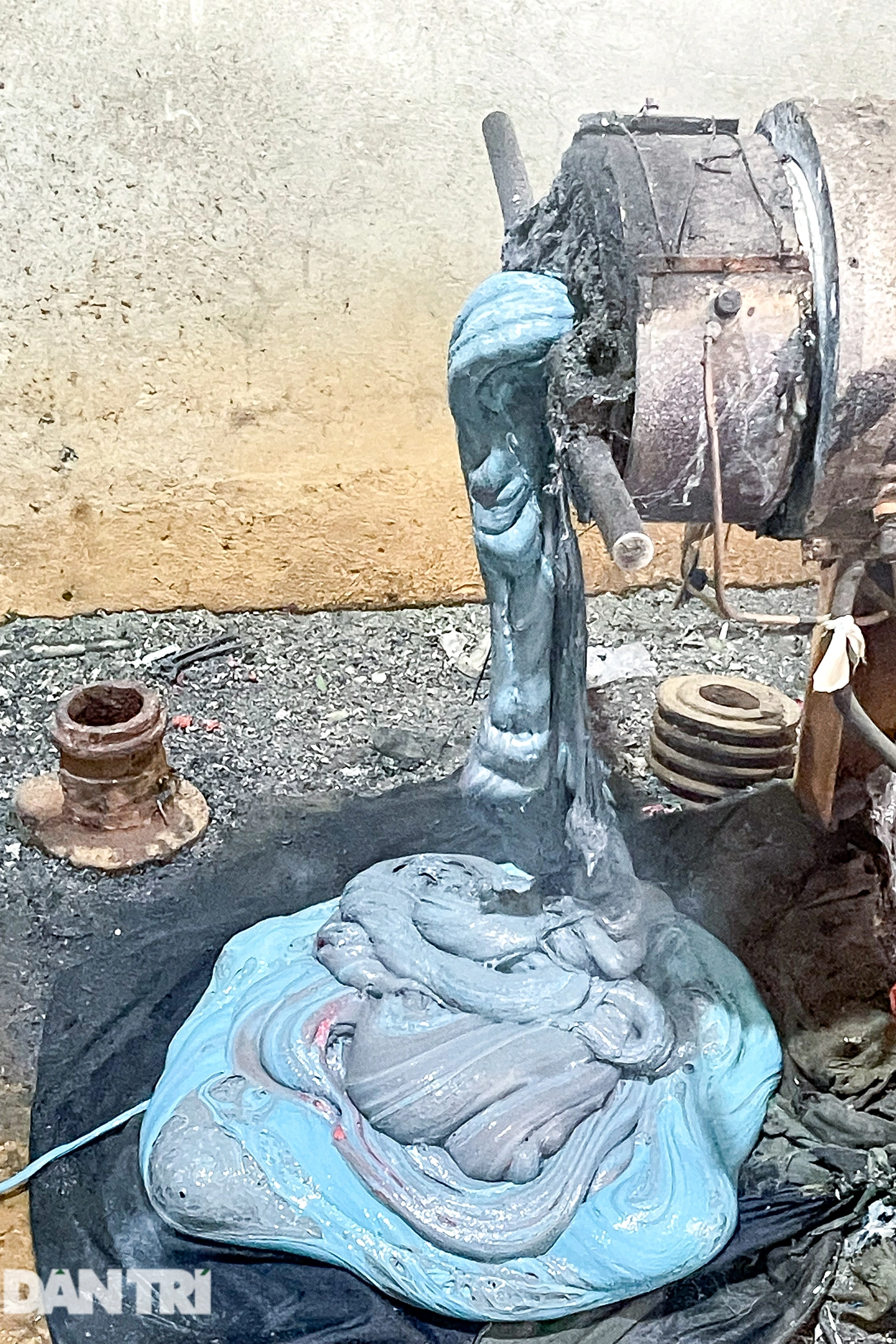 Tùy vào màu sắc rác nilon mà khối nhựa có màu sắc tương ứng: Đen, trắng, xanh, đỏ, vàng...