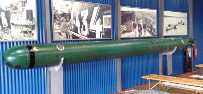  Mẫu ngư lôi 53 - 61 trong phòng huấn luyện chiến đấu
