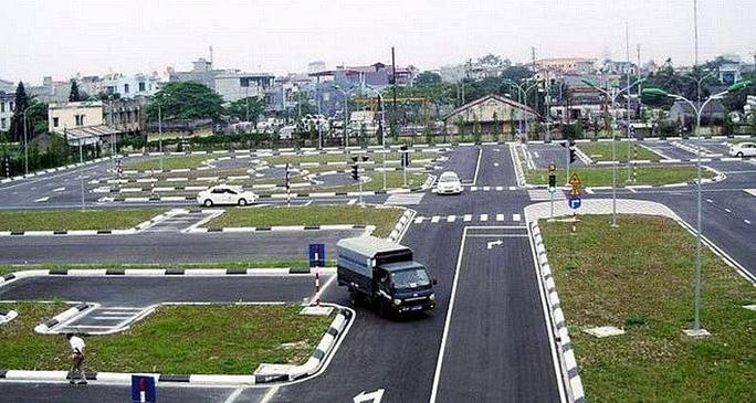 Sát hạch và cấp bằng lái xe của Bộ GTVT. Bộ Công an đề nghị chưa thay đổi quy định cấp bằng lái xe - Ảnh 1.