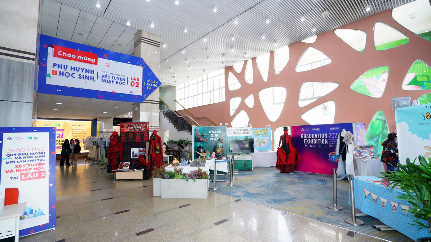 Từ ngày 04/10/2021, thí sinh có thể đến trụ sở chính trường Đại học Hoa Sen, số 8 Nguyễn Văn Tráng để nộp hồ sơ và làm thủ tục nhập học trực tiếp