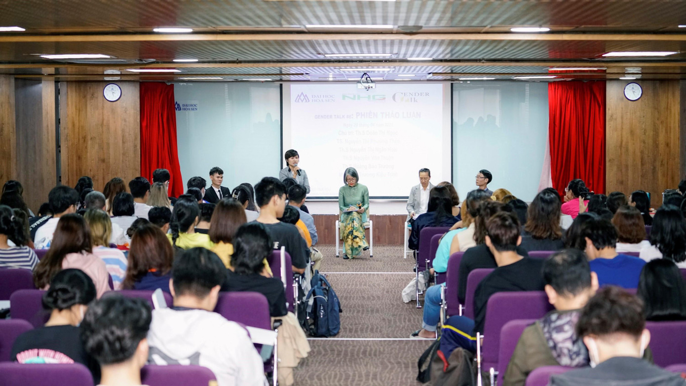 Gender Talk, một trong những hoạt động của Bộ môn giáo dục khai phóng trường ĐH Hoa Sen thu hút đông đảo sinh viên tham gia và được giới chuyên môn đánh giá cao.