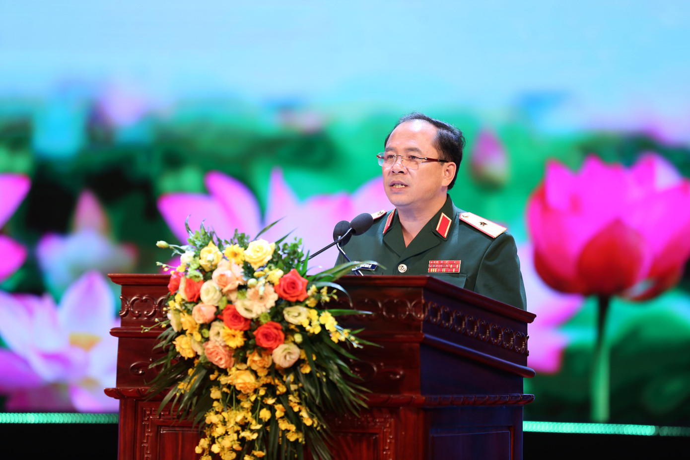 Thiếu tướng Đoàn Xuân Bộ, Tổng biên tập Báo Quân đội nhân dân, đồng Trưởng ban tổ chức phát động Cuộc thi viết “Những tấm gương bình dị mà cao quý” lần thứ 13 Thiếu tướng Đoàn Xuân Bộ, Tổng biên tập Báo Quân đội nhân dân, đồng Trưởng ban tổ chức phát động Cuộc thi viết “Những tấm gương bình dị mà cao quý” lần thứ 13