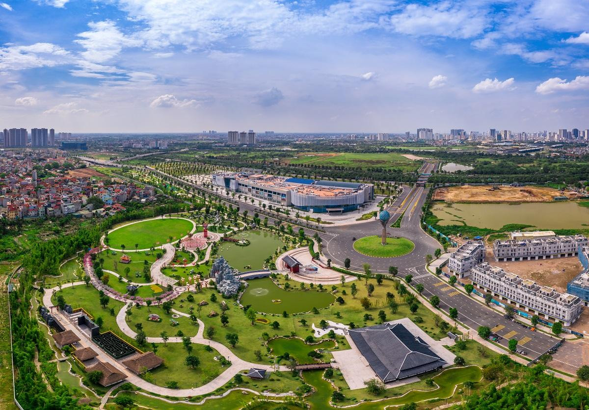 Vinhomes Smart City tọa lạc tại vị trí vàng, giao thoa của các tuyến đường trọng điểm từ đường bộ đến metro, mang tới giá trị to lớn trong việc di chuyển của cư dân Vinhomes Smart City tọa lạc tại vị trí vàng, giao thoa của các tuyến đường trọng điểm từ đường bộ đến metro, mang tới giá trị to lớn trong việc di chuyển của cư dân