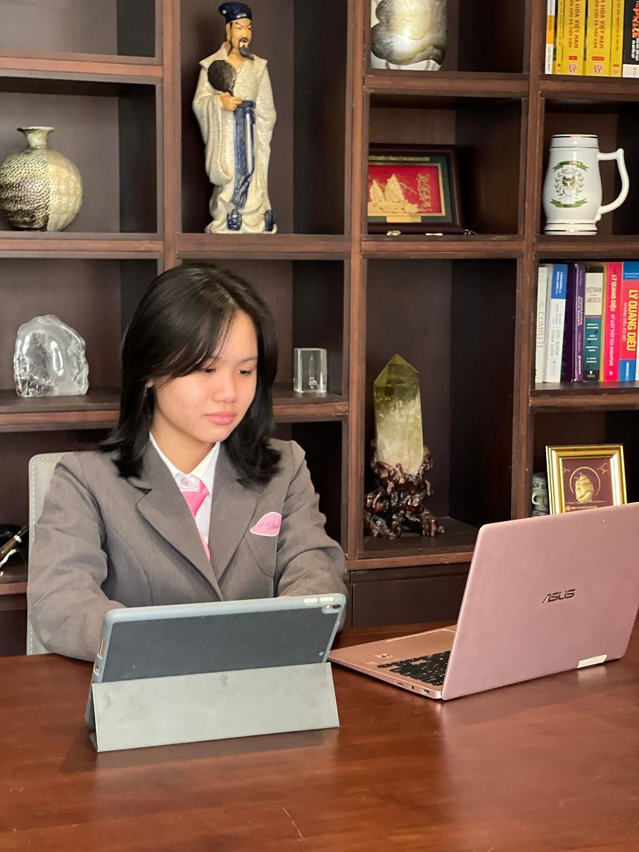 Bảo Khuê- lớp 8C của TH School đặt nhiều mục tiêu cho năm học này