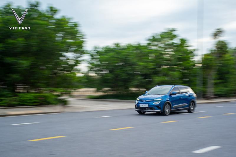 VF e34 - mẫu ô tô điện thông minh đầu tiên của Việt Nam VF e34 - mẫu ô tô điện thông minh đầu tiên của Việt Nam