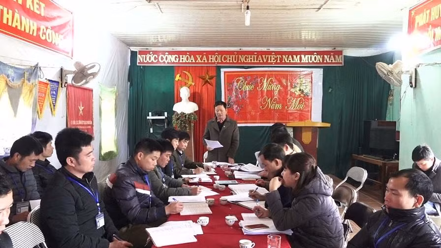 Hàng loạt cán bộ bị kỷ luật vì để người thân xây nhà 'đón' bồi thường ảnh 1