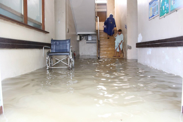 Bão số 4 đổ bộ Quảng Trị rồi suy yếu thành áp thấp ảnh 15