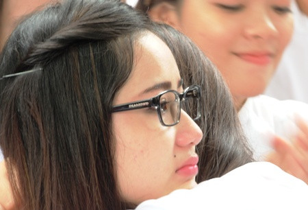 Vẻ mặt biểu cảm của nữ sinh làm 'say' người đối diện ảnh 11