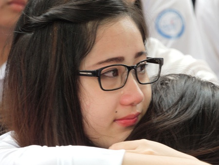 Vẻ mặt biểu cảm của nữ sinh làm 'say' người đối diện ảnh 12