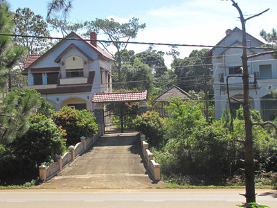 Biệt thự để nghỉ ngơi của ông Huỳnh Tấn Toán tại Kon Plông (Kon Tum) . Biệt thự để nghỉ ngơi của ông Huỳnh Tấn Toán tại Kon Plông (Kon Tum)