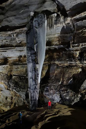 Phát hiện thêm hàng chục hang động đặc sắc ở Quảng Bình ảnh 1