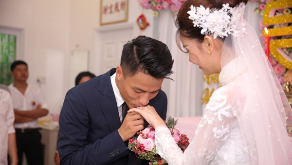 Những khoảnh khắc ngọt ngào trong đám hỏi Mạc Hồng Quân- Kỳ Hân ảnh 13