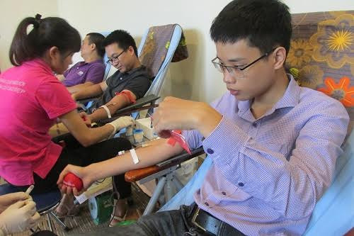 Tuổi trẻ VNPT hiến máu tình nguyện hè 2016 ảnh 7