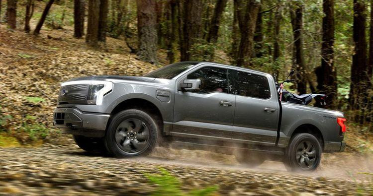 Ford F-150 Raptor đang "cháy" hàng tại Mỹ. Ảnh: Hotcars.