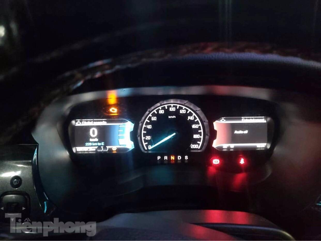 Hình ảnh bảng táp lô khi xe bị lỗi hộp số. Ảnh: NVCC.