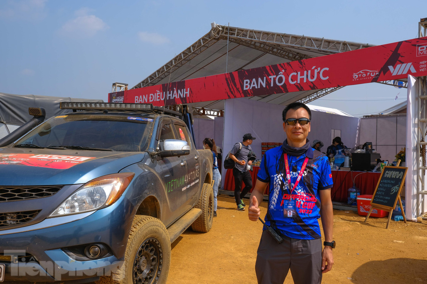 Trả lời Tiền Phong, ông Ngô Việt Dũng, trưởng ban điều hành giải đấu nhận định: "Theo tôi, lợi thế của vận động viên năm nay là họ có thời gian chuẩn bị khá dài do được thông báo từ sớm. Khác với hai năm trước, công tác tập luyện thường bị gián đoạn bởi dịch bệnh. Điều này giúp vận động viên mang tới giải đấu một tâm thế sẵn sàng, quyết tâm giành chiến thắng, tạo thêm tính căng thẳng cho cuộc đua". "Tuy nhiên, để tăng độ gay cấn, nhiều cung đường năm nay sẽ có tính mới. Điều này hứa hẹn gây nên yếu tố bất ngờ đối với các tay lái", ông Dũng nói.