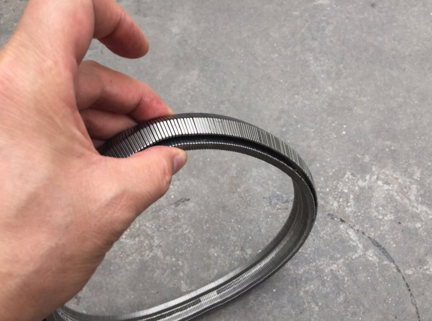 Hình ảnh dây đai hộp số CVT. Hình ảnh dây đai hộp số CVT.