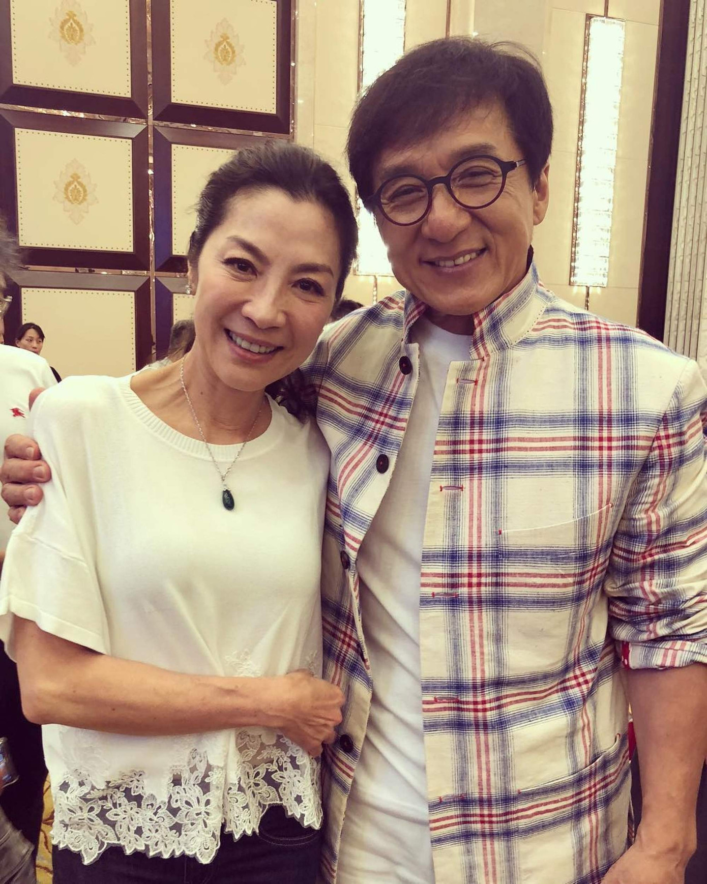 Thành Long và Dương Tử Quỳnh có tình bạn kéo dài gần 40 năm. Ảnh: IG.