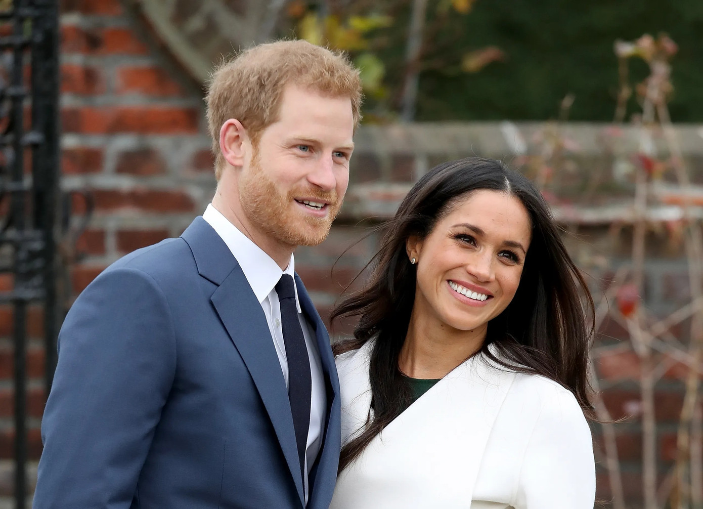 Meghan luôn khẳng định không biết về Harry trước khi hẹn hò, nhưng mối liên kết giữa cô với Hoàng gia Anh lại chặt chẽ không tưởng. Ảnh: Getty Images. Meghan luôn khẳng định không biết về Harry trước khi hẹn hò, nhưng mối liên kết giữa cô với Hoàng gia Anh lại chặt chẽ không tưởng. Ảnh: Getty Images.