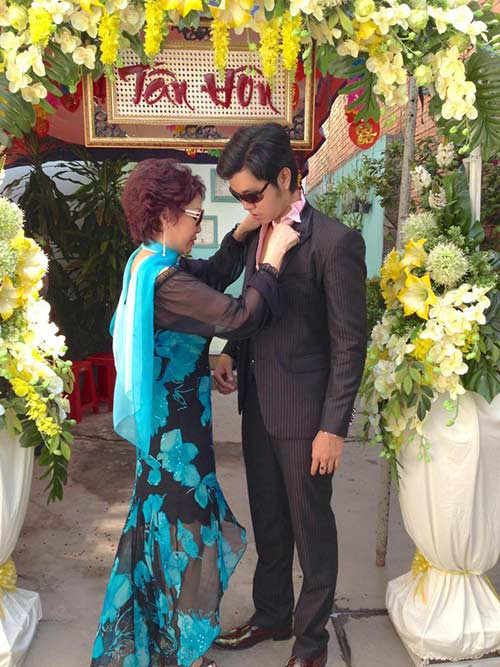 Anh luôn được người yêu chăm sóc chu đáo