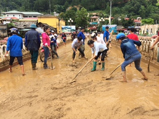 2 người chết, 13 người mất tích do lũ ống ở Yên Bái ảnh 9