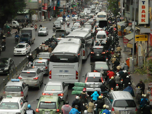 Vụ tai nạn đã gây ách tắc giao thông hàng giờ đồng hồ