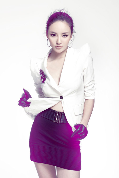 Lưu Vũ Hân bị nghi phẫu thuật thẩm mĩ