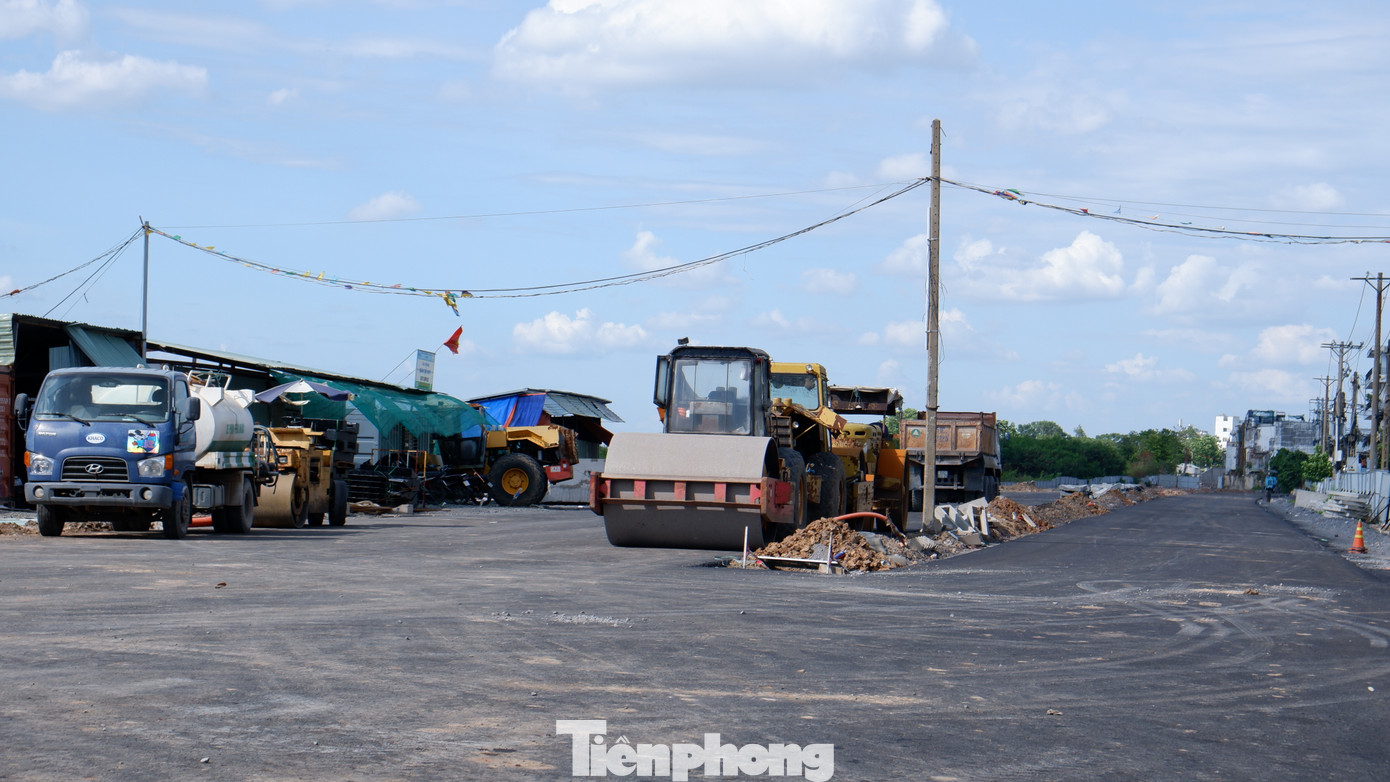 Theo Ban Quản lý dự án đầu tư xây dựng các công trình giao thông TPHCM (Ban Giao thông, chủ đầu tư), hiện dự án đường nối Trần Quốc Hoàn - Cộng Hòa (kết nối nhà ga T3 - cảng HKQT Tân Sơn Nhất) đã hoàn thành hơn 50%.
