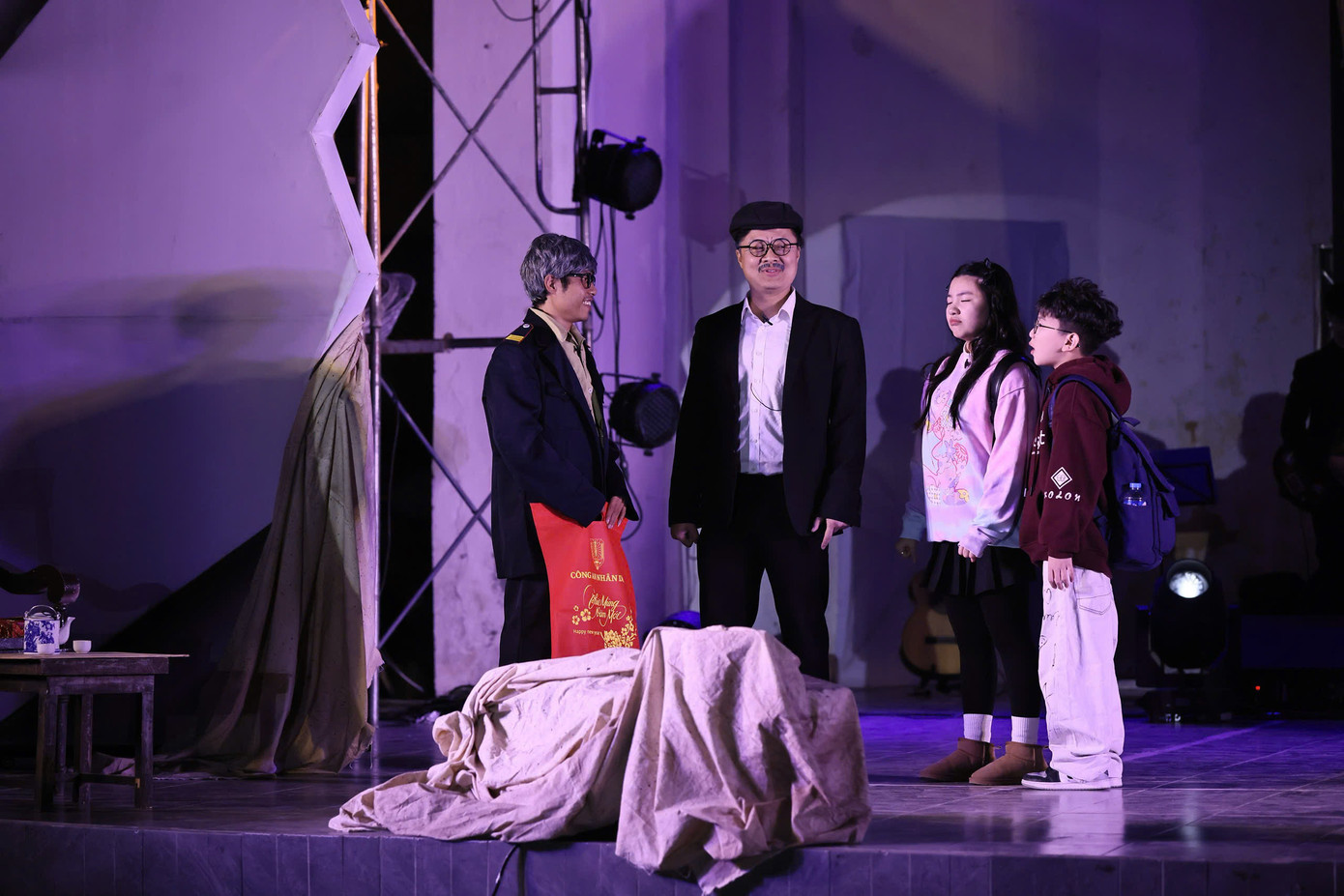 Ký ức trong tôi làm sống dậy đời sống văn hóa nghệ thuật đường phố những thập niên 80, 90 thế kỷ trước.