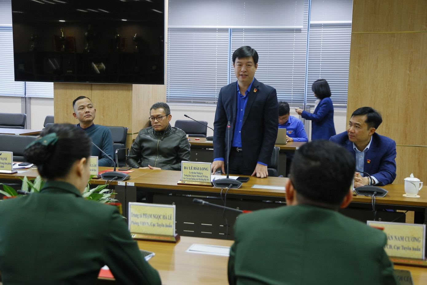 Chuỗi chương trình, tác phẩm trọng điểm khắc họa bộ đội Cụ Hồ lên sóng dịp kỷ niệm 80 năm thành lập Quân đội nhân dân Việt Nam. Chuỗi chương trình, tác phẩm trọng điểm khắc họa bộ đội Cụ Hồ lên sóng dịp kỷ niệm 80 năm thành lập Quân đội nhân dân Việt Nam.