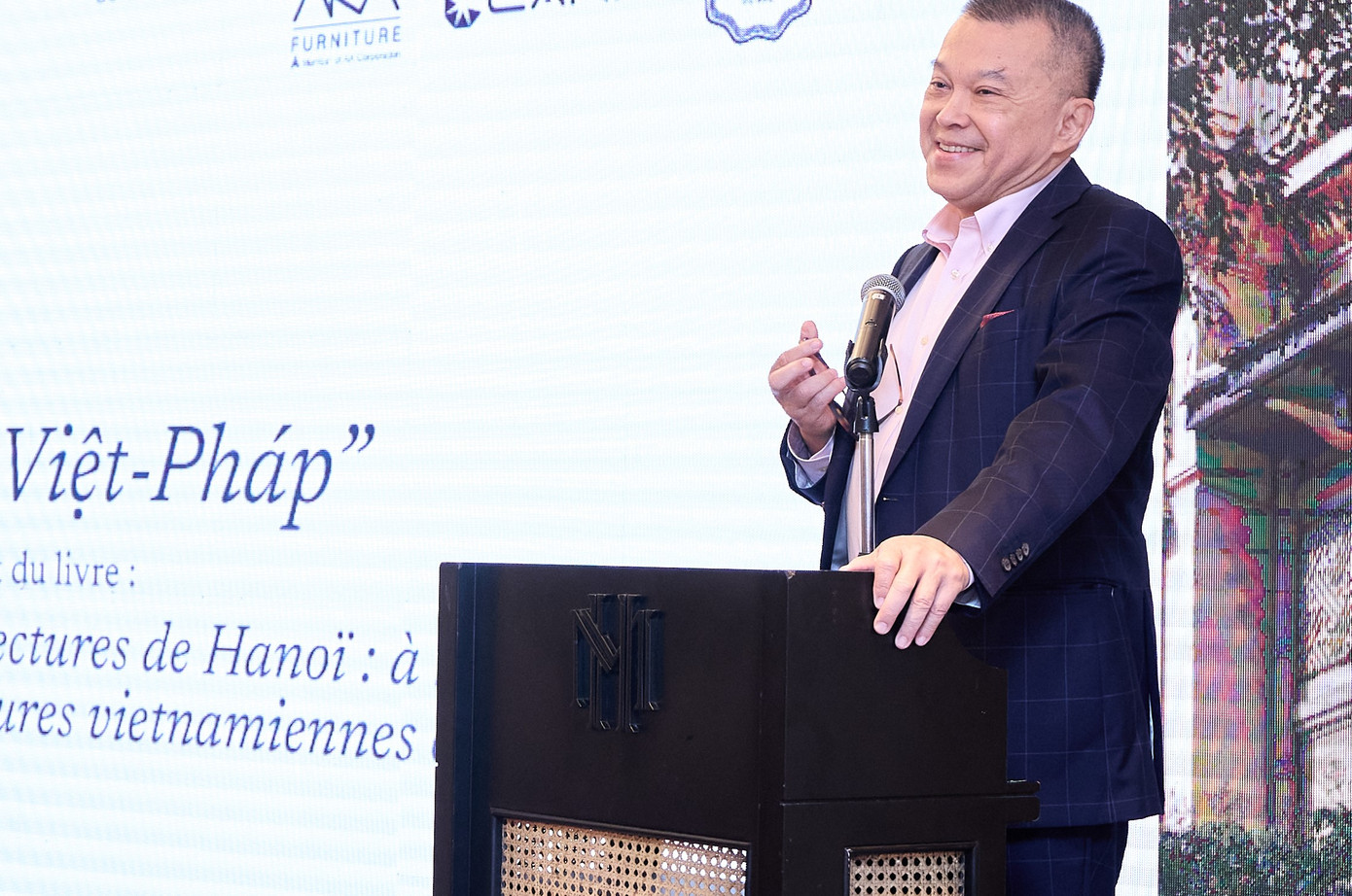 Ông Maurice Nguyễn - chắt của kiến trúc sư người Pháp thiết kế Nhà hát Lớn.