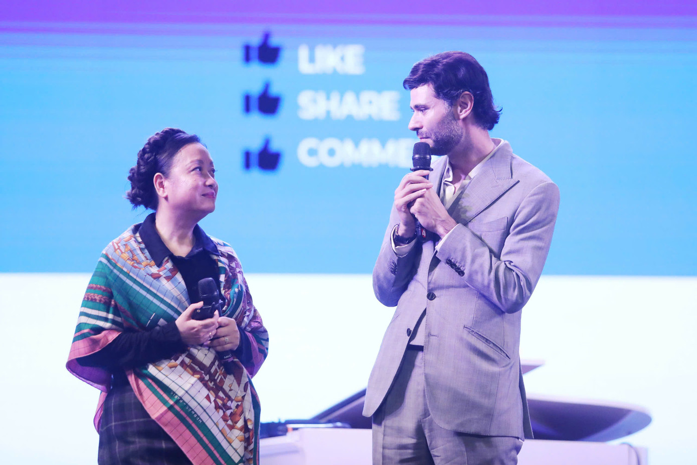 Bà Phạm Thúy Anh - Chủ tịch Quỹ C&D - mong mỏi xây dựng văn hóa cộng đồng nhằm tạo ra môi trường sạch xanh. Ảnh: Khiếu Minh Bà Phạm Thúy Anh - Chủ tịch Quỹ C&D - mong mỏi xây dựng văn hóa cộng đồng nhằm tạo ra môi trường sạch xanh. Ảnh: Khiếu Minh