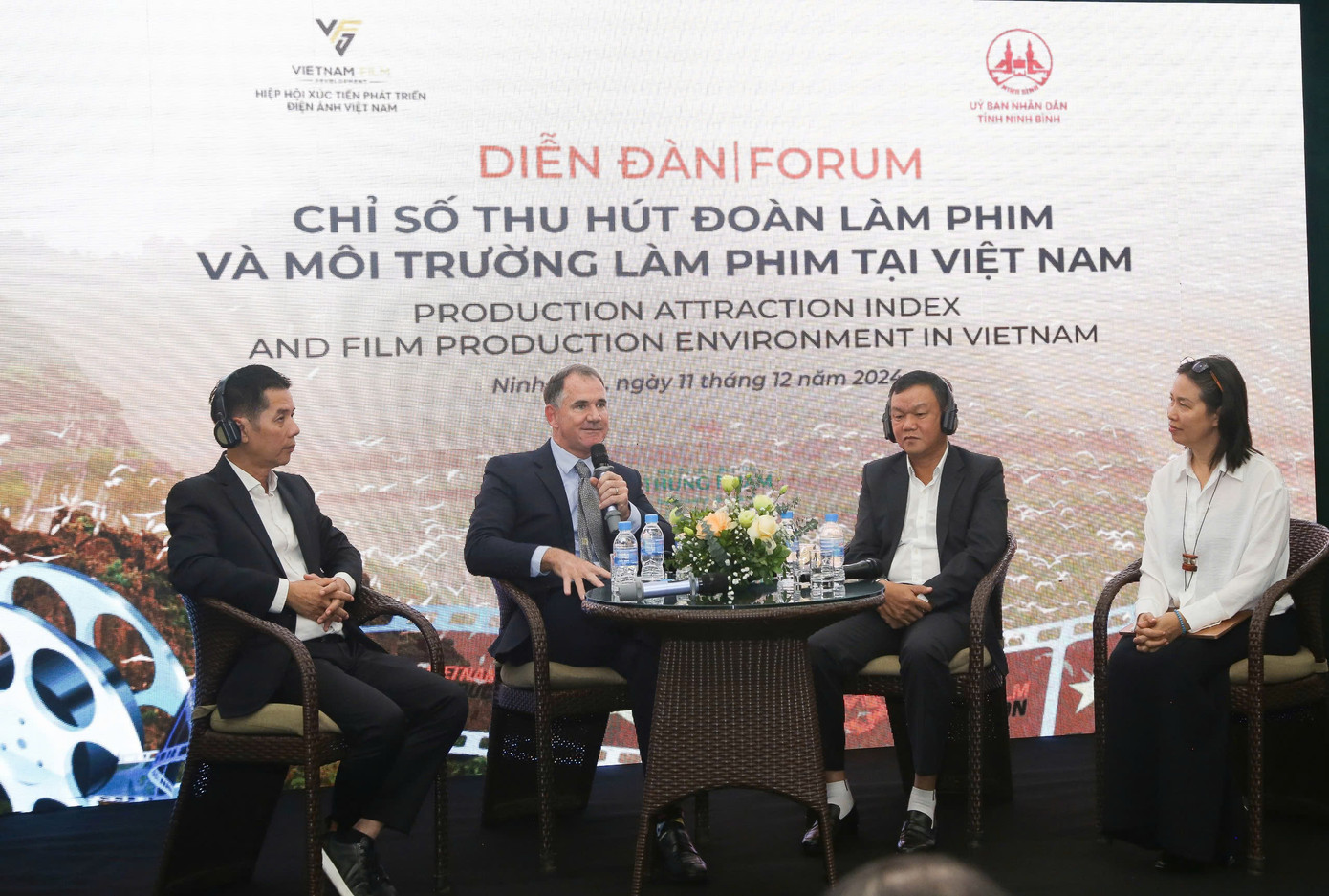 Ông Jared Doughety - Phó Chủ tịch, Giám đốc phụ trách chính sách công và đối ngoại hãng phim Sony Picture - cho rằng Việt Nam nên cân nhắc xem hỗ trợ nhà sản xuất phim như một dạng đầu tư. Ảnh: Anh Vũ.