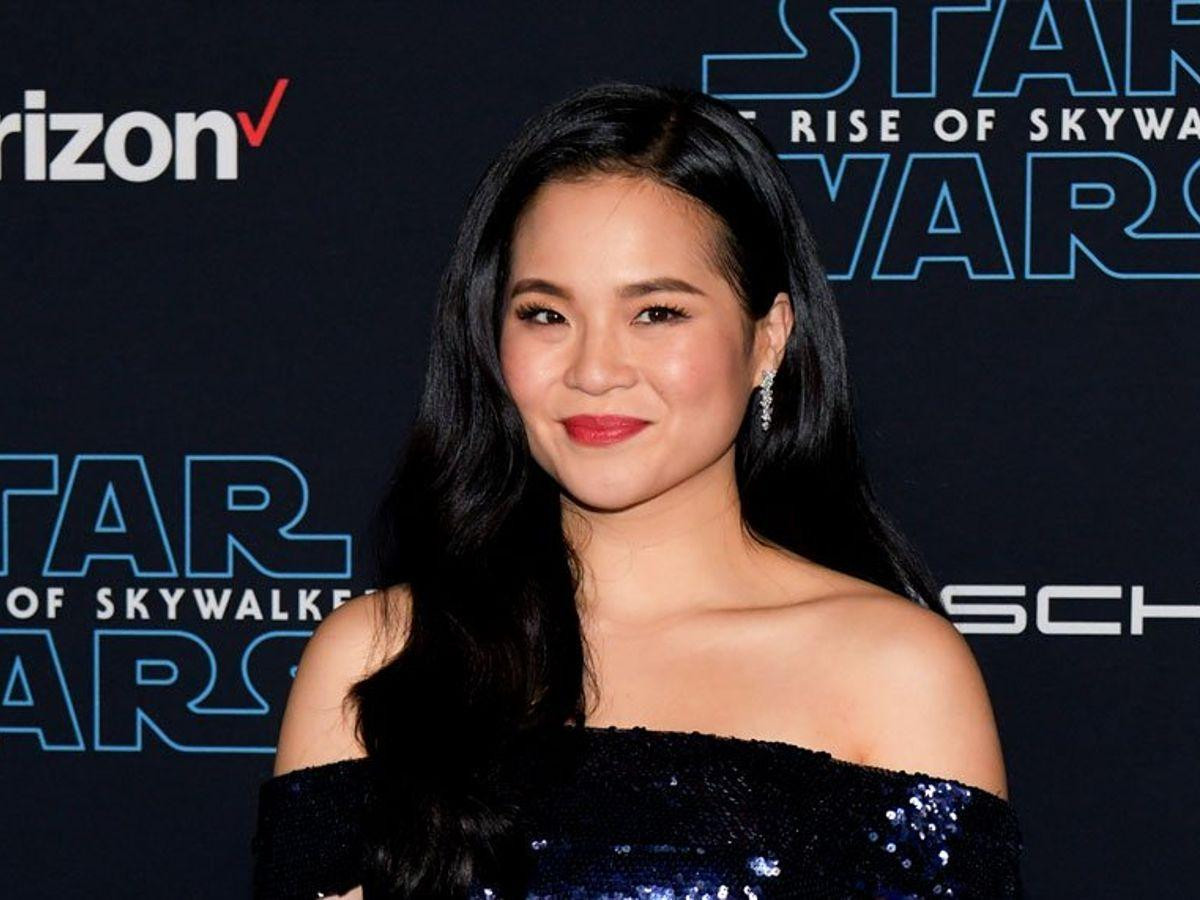 Kelly Marie Trần từng tham gia bom tấn Star Wars do "nhà Chuột" sản xuất. Kelly Marie Trần từng tham gia bom tấn Star Wars do "nhà Chuột" sản xuất.