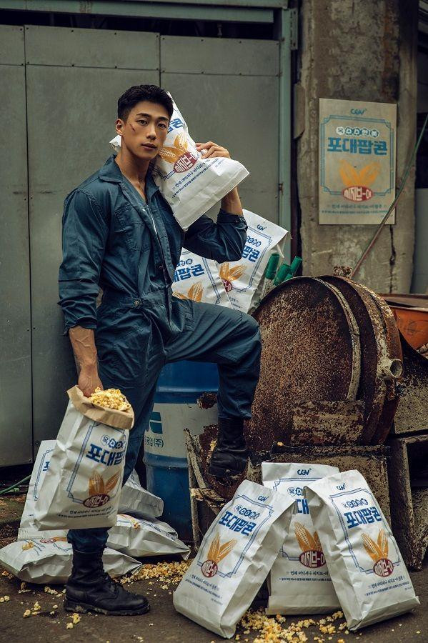 Hình ảnh quảng cáo bắp rang bơ có "nội dung" chất lượng cao của hệ thống rạp chiếu phim.