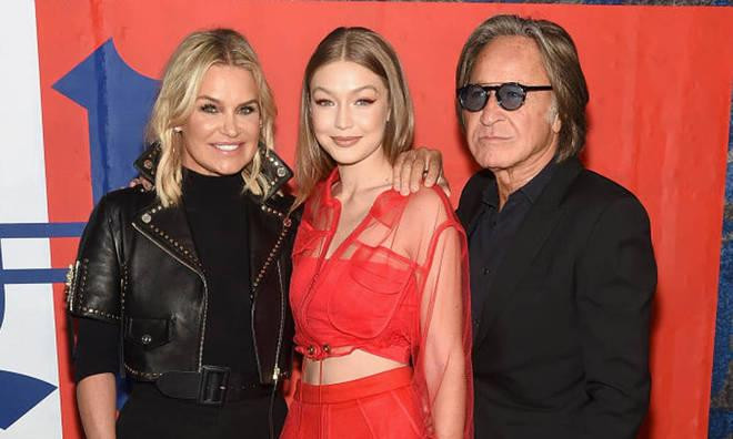 Gigi được sinh ra trong một gia đình giàu có và bề thế: Ông Mohamed Hadid là một đại gia bất động sản và cô được mẹ là cựu người mẫu nổi tiếng thế giới Yolanda Hadid dìu dắt. Ảnh: Getty Gigi được sinh ra trong một gia đình giàu có và bề thế: Ông Mohamed Hadid là một đại gia bất động sản và cô được mẹ là cựu người mẫu nổi tiếng thế giới Yolanda Hadid dìu dắt. Ảnh: Getty