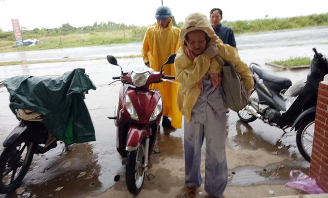 Bão số 16 - Tembin giảm còn cấp 8 - 9, cách Côn Đảo 130km ảnh 28