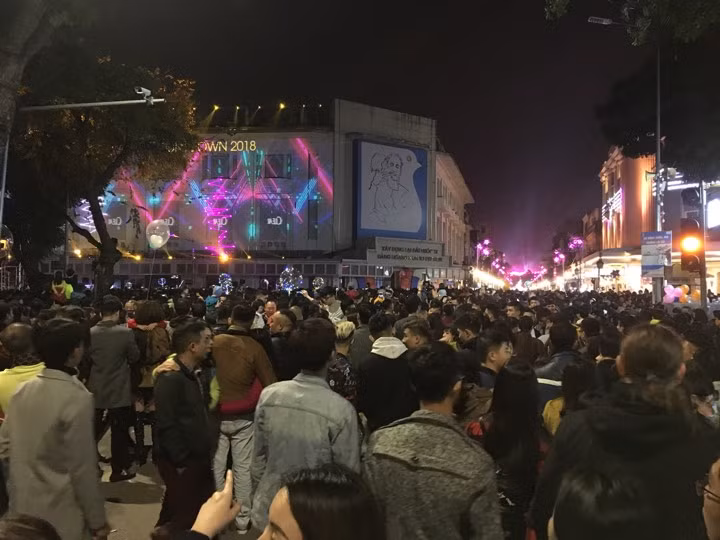 Việt Nam bước sang năm mới 2018 ảnh 15