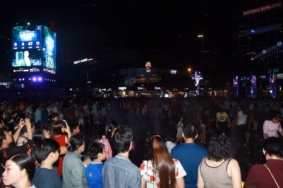 Việt Nam bước sang năm mới 2018 ảnh 51