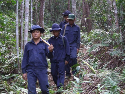 Hành trình tìm kiếm, cất bốc và quy tập mộ liệt sĩ trên đất Lào. Hành trình tìm kiếm, cất bốc và quy tập mộ liệt sĩ trên đất Lào