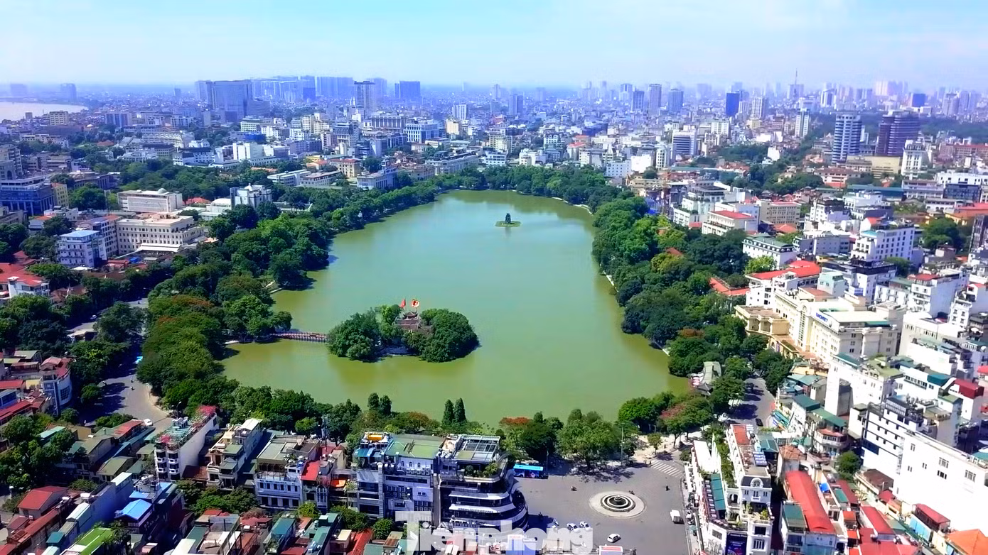 Việc cải tạo, chỉnh trang không gian quanh hồ Gươm là một phần trong chiến lược đầu tư xây dựng các không gian công cộng chất lượng cao, theo chỉ đạo từ Trung ương, Thành ủy và UBND TP Hà Nội. Dự án không chỉ góp phần thay đổi diện mạo đô thị mà còn thể hiện quyết tâm xây dựng Thủ đô xanh, văn minh và giàu bản sắc.