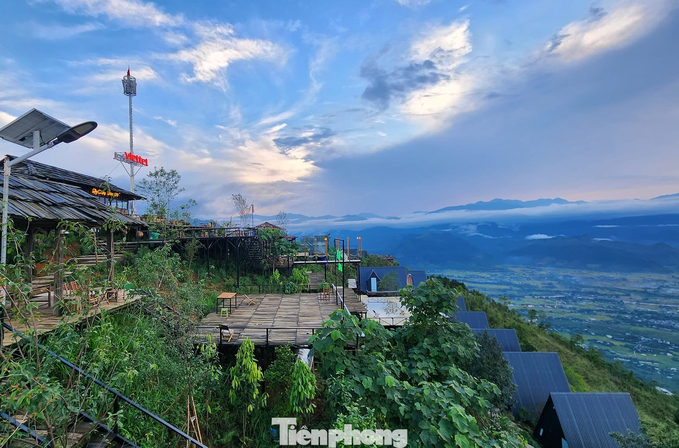 Khu du lịch xây dựng và hoạt động hơn 1 năm nay.