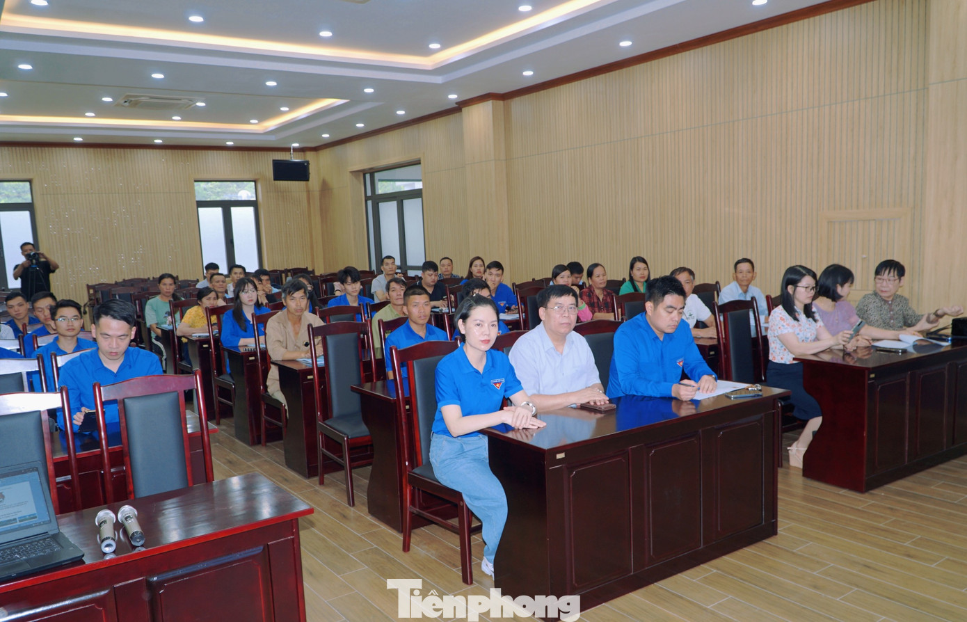 Buổi tập huấn thu hút đông đảo đoàn niên, thanh niên.