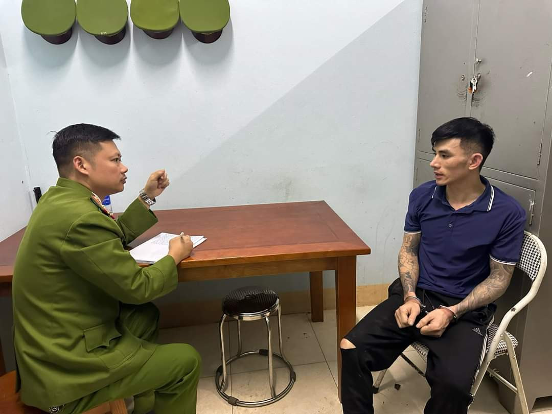 Đối tượng tại cơ quan Công an. Ảnh CACC. Đối tượng tại cơ quan Công an. Ảnh CACC.