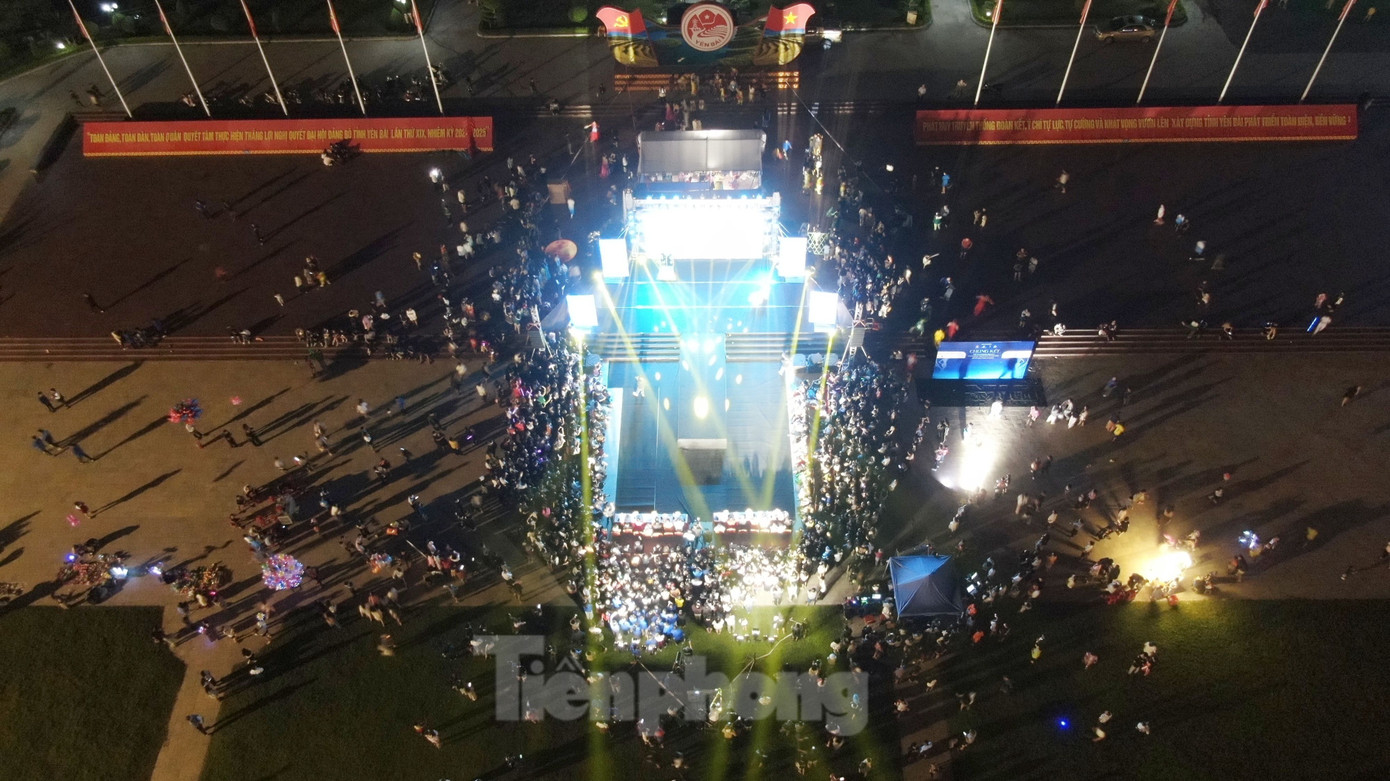 Vừa qua, Tỉnh Đoàn Yên Bái tổ chức chung kết cuộc thi "Duyên dáng thanh niên Yên Bái" lần thứ nhất, năm 2024.