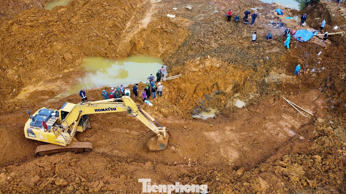 Khu vực tìm thấy thi thể nạn nhân mất tích do sạt lở đất tại xã Minh Xuân. Khu vực tìm thấy thi thể nạn nhân mất tích do sạt lở đất tại xã Minh Xuân.