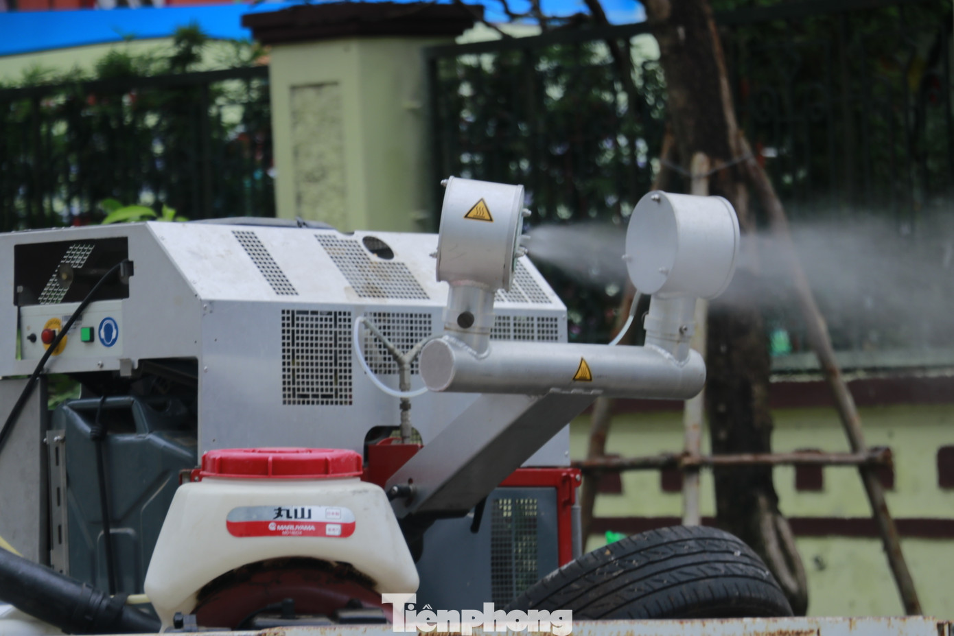 Các phương tiện chuyên dụng được đơn vị huy động tối đa, đảm bảo sớm nhất để hạn chế mức thấp nhất bùng phát dịch bệnh có thể xảy ra.